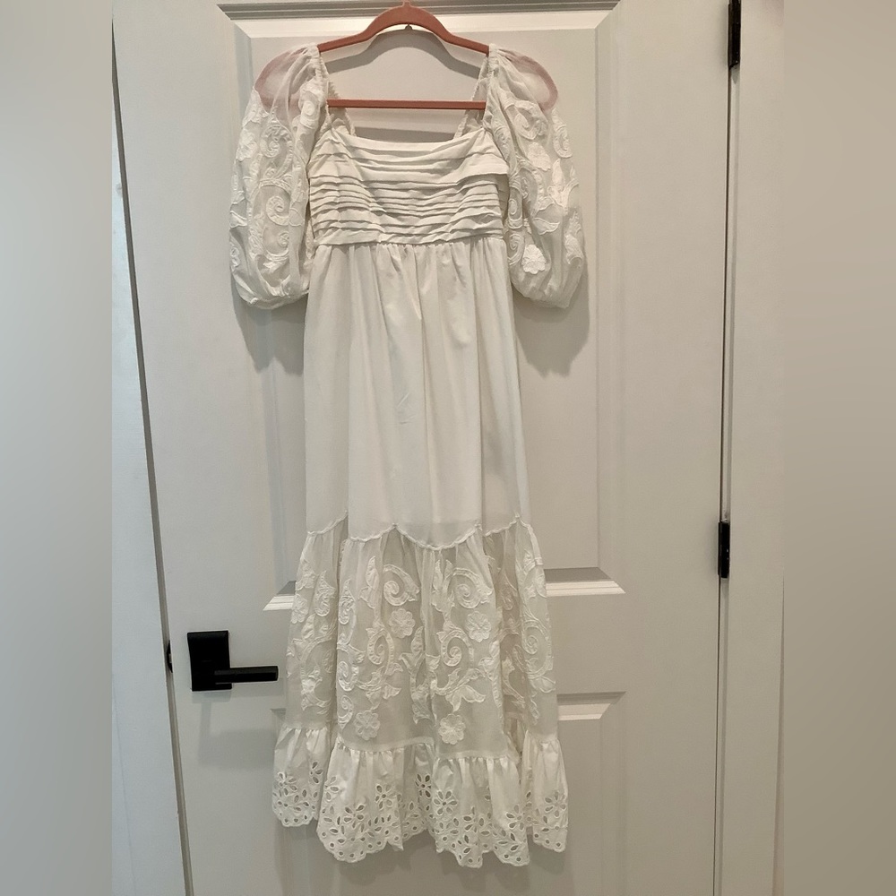 Abercrombie & Fitch White Eyelet Puff Sleeve Midi Dress